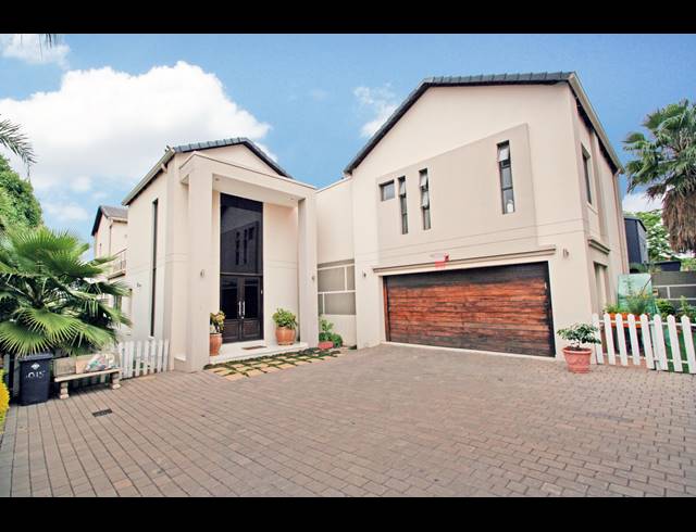 4 BEDROOM HOUSE FOR SALE IN WOODMEAD